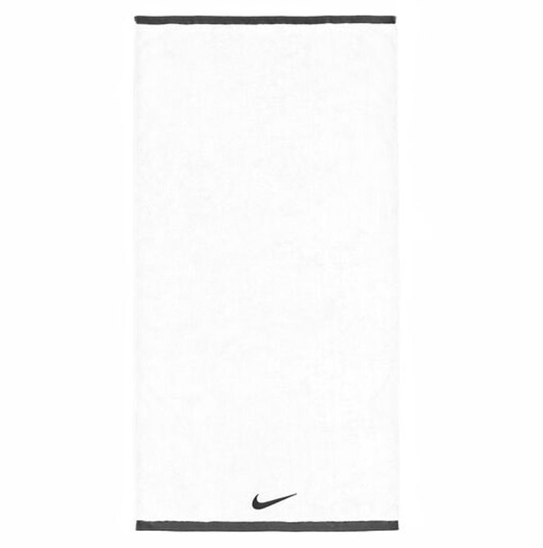 Nike Fundamental Towel