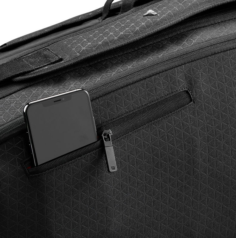 Wilson Clash V3 6 Pack Bag