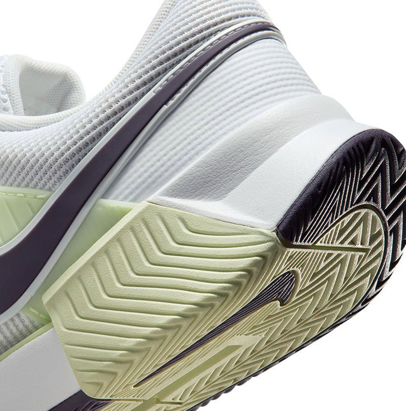 Nike Zoom GP Challenge 1.5 Men's Tennis Shoes
