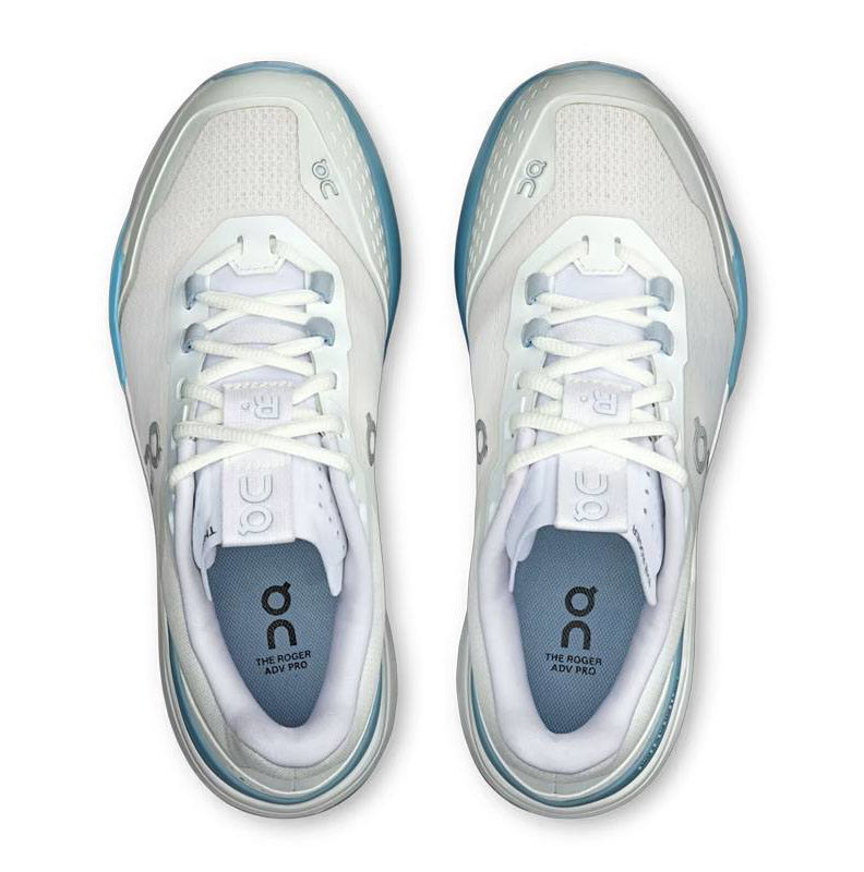 On THE ROGER Advantage Pro Women's Tennis Shoes