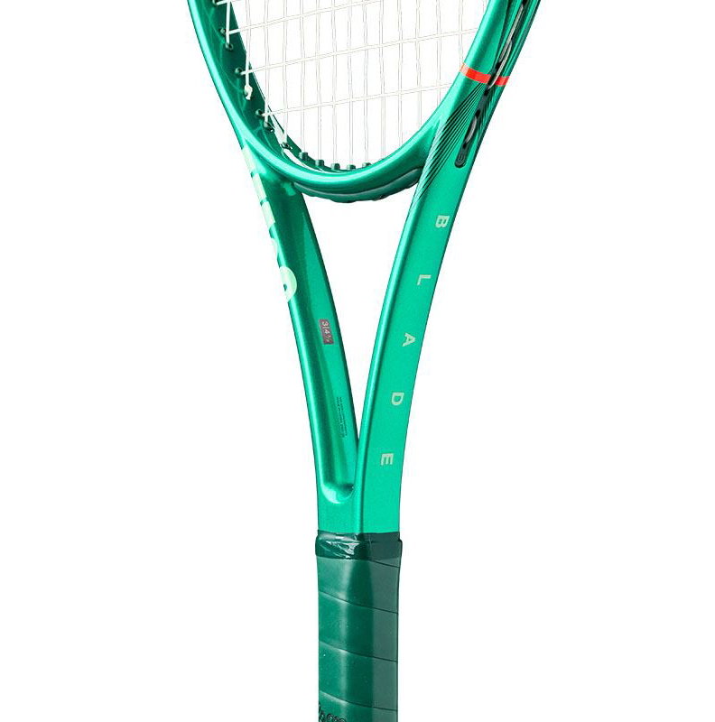 Wilson Blade Pro 100 Tennis Racquet
