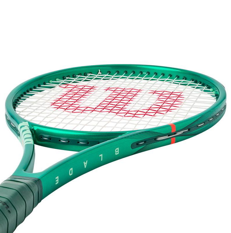 Wilson Blade 98 Pro 18x20 V10 Tennis Racquet