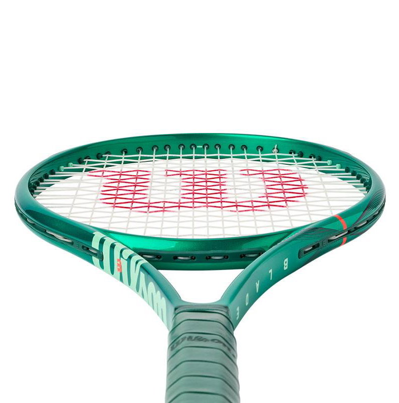 Wilson Blade 100 UL V10 Tennis Racquet