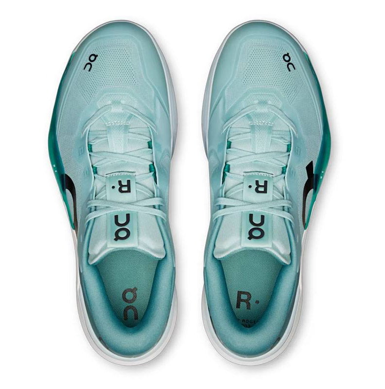 On THE ROGER Pro 3 Men's Tennis Shoe
