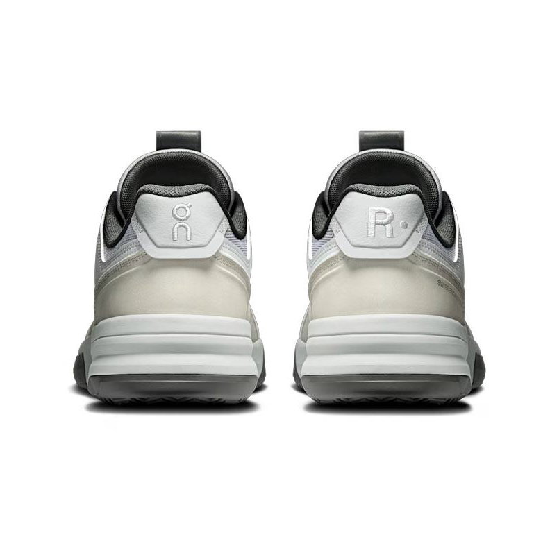On THE ROGER Clubhouse Pro 2 Clay Men's Tennis Shoe