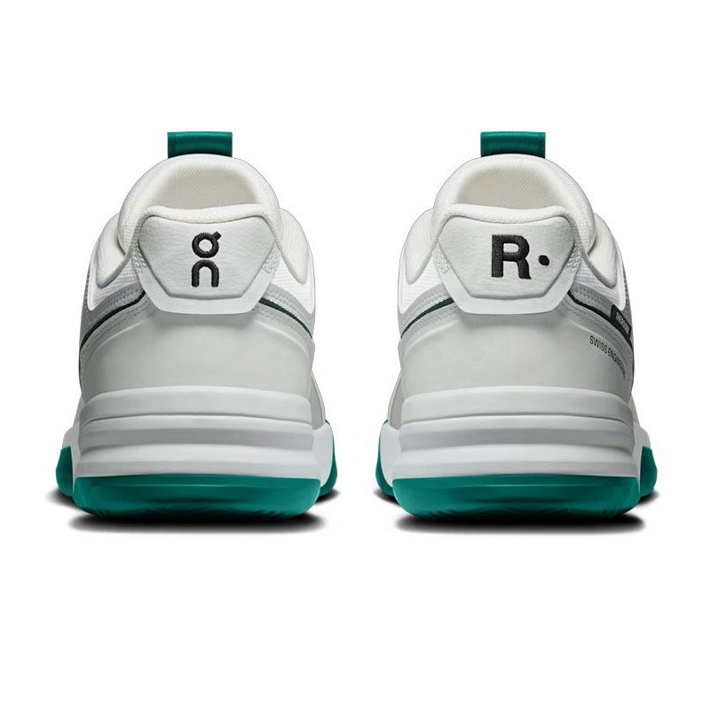 On THE ROGER Clubhouse Pro 2 Men's Tennis Shoe