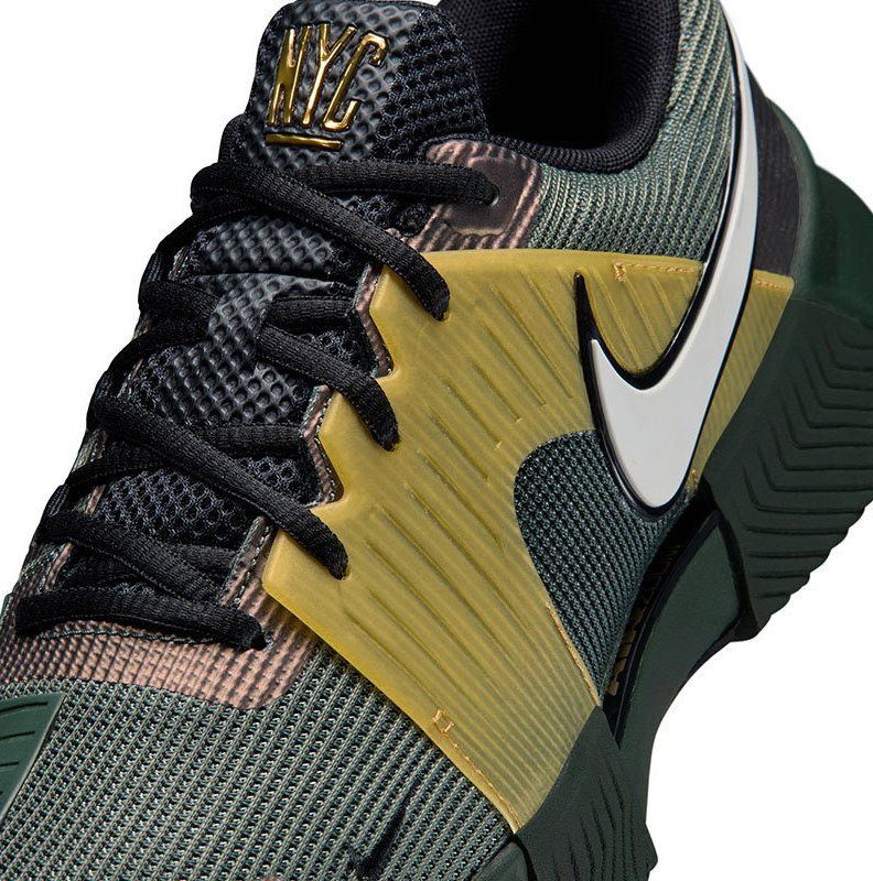 Nike Zoom GP Challenge 1.5 Premium Tennis Men's Shoe