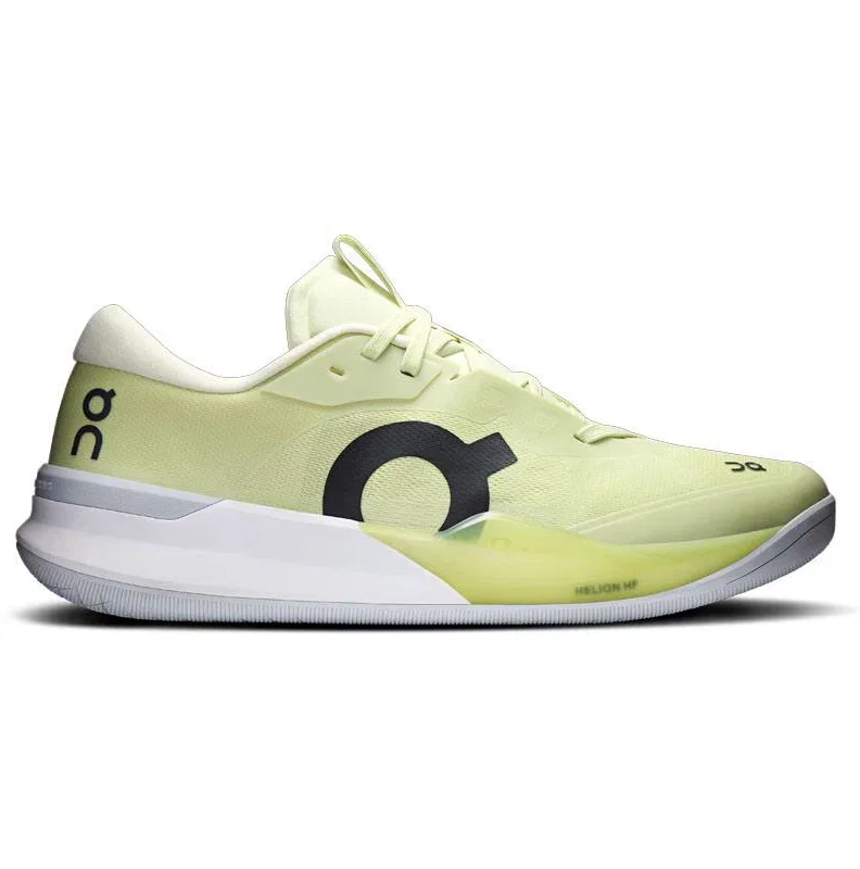 Tennis racquet